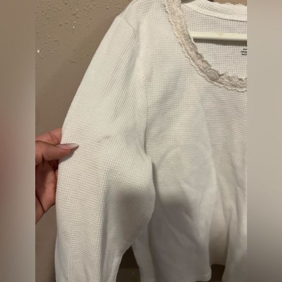 lace white long sleeve thermal American eagle - Picture 3 of 10
